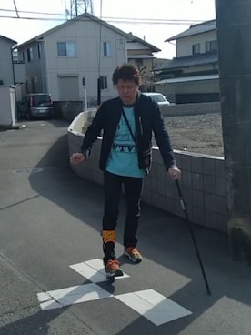 「ウォーキングスタイル」｜「アイテム（ジャケット/アウター）」を使った、under5100さん（メンズ・181cm）の春コーディネート