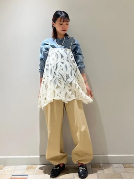 「SHIPS（シップス）のアイテム（トップス）」を使った、新谷さん（レディース・157cm）の春コーディネート