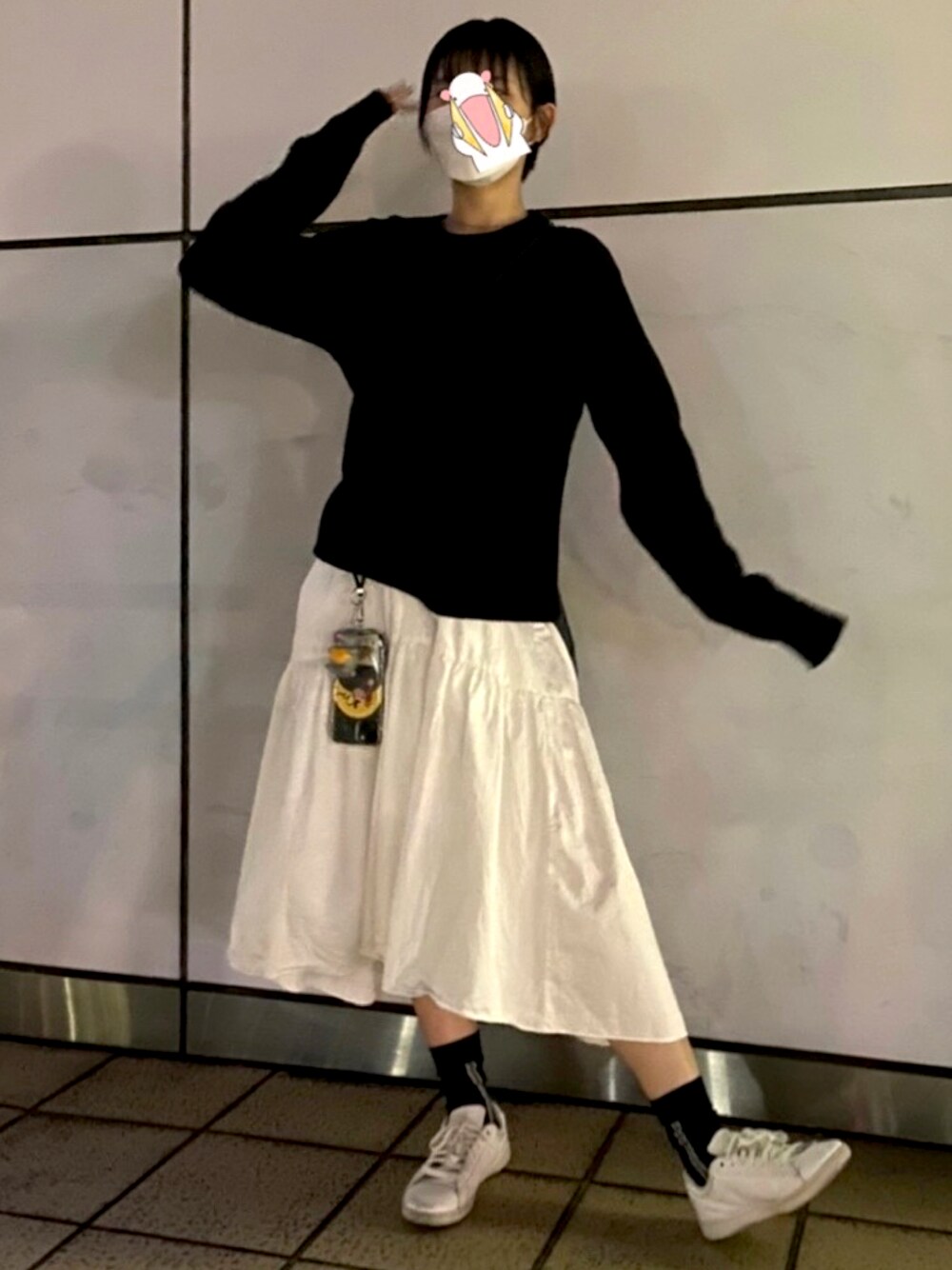 「秋のコーデ」｜「LACOSTEのアイテム（ニット/セーター、ブラック系）」を使った、namuamidabutsuさん（骨格ウェーブ・レディース・163cm）の秋コーディネートの1枚目の写真