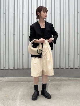 「アイテム（スマホグッズ）」を使った、satakeさん（レディース・163cm）の秋コーディネート