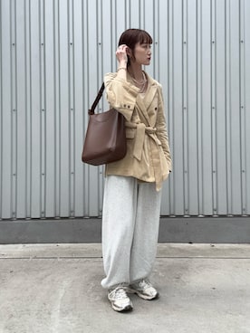 「アイテム（スウェットパンツ）」を使った、satakeさん（レディース・163cm）の秋コーディネート