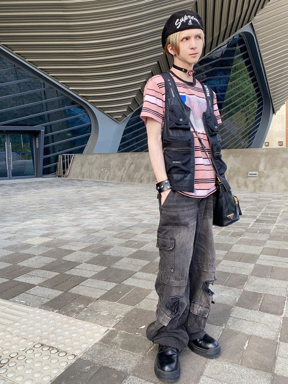 「アニメ、DARLING in Franxx、ベレー帽」｜「KANGOLのアイテム（ハンチング/ベレー帽、ブラック系）」を使った、shoutatthedevilさん（メンズ・173cm）の秋コーディネートの1枚目の写真