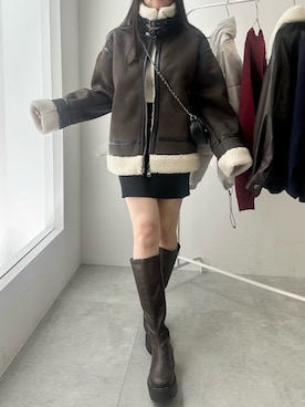 「アイテム（ムートンコート）」を使った、Junoさん（レディース・162cm）の夏コーディネート