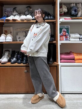 「アイテム（スリッポン、イエロー系）」を使った、h0peeekoさん（レディース・152cm）の秋コーディネート