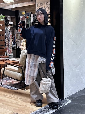 「アイテム（ドレスシューズ）」を使った、h0peeekoさん（レディース・151cm）の秋コーディネート