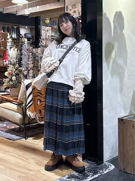 「アイテム（バレッタ/ヘアクリップ）」を使った、h0peeekoさん（レディース・151cm）の秋コーディネート