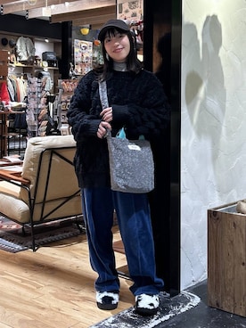 「アイテム（スリッポン）」を使った、h0peeekoさん（レディース・151cm）の秋コーディネート