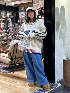 「アイテム（モカシン/デッキシューズ）」を使った、h0peeekoさん（レディース・151cm）の秋コーディネート