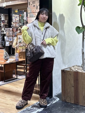 「アイテム（スリッポン）」を使った、h0peeekoさん（レディース・151cm）の冬コーディネート