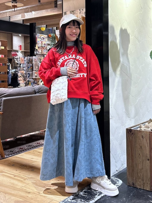 セール】ブラッシュエンブロ裏毛プルオーバー（スウェット）｜niko and