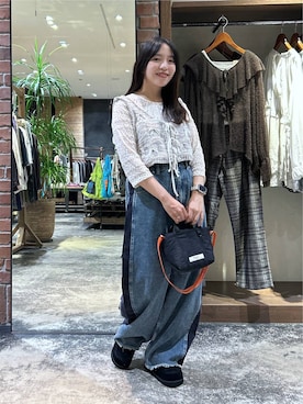 「niko and...（ニコアンド）のアイテム（トートバッグ）」を使った、h0peeekoさん（レディース・151cm）の秋コーディネート