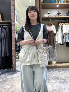 「niko and...（ニコアンド）の3Dドロップデニムパンツ　[NKJ 2026SS]（デニムパンツ、グリーン系）」を使った、h0peeekoさん（レディース・152cm）の春コーディネート
