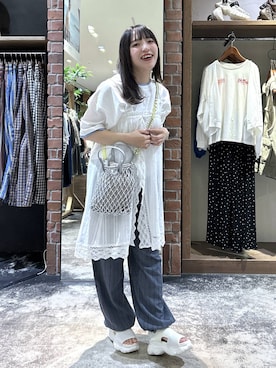 「niko and...（ニコアンド）の2WAYバテンフリルキャミスカート（スカート、ホワイト系）」を使った、h0peeekoさん（レディース・152cm）の春コーディネート