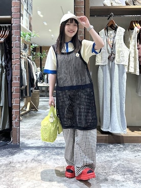 「niko and...（ニコアンド）のストレッチカーブパンツ（その他パンツ、ホワイト系）」を使った、h0peeekoさん（レディース・152cm）の春コーディネート