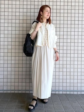 「オフホワイト」｜「アイテム（サンダル）」を使った、toshicoさん（レディース・165cm）の春コーディネート