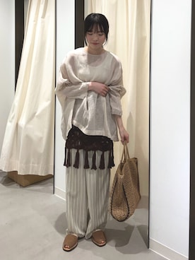 「かぐれ（カグレ）のリネンボイルワイドプルオーバー（シャツ/ブラウス、ピンク系）」を使った、内山千笑さん（レディース・160cm）の春コーディネート