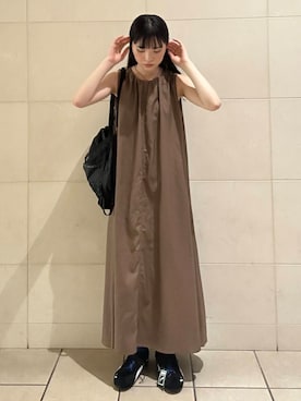 「PUMA（プーマ）のアイテム」を使った、内山千笑さん（レディース・161cm）の夏コーディネート
