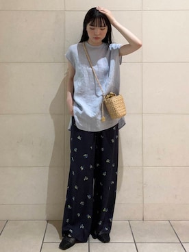 「アーバンリサーチ」｜「アイテム（パンプス）」を使った、内山千笑さん（レディース・161cm）の夏コーディネート