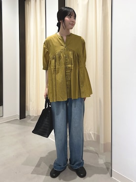 「かぐれ（カグレ）のフェードデニムイージーパンツ（デニムパンツ、ブルー系）」を使った、内山千笑さん（レディース・160cm）の夏コーディネート