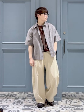 「RAGEBLUE（レイジブルー）のCurve Seam Barrel Pants/カーブシームツイルバレルパンツ（スラックス、ホワイト系）」を使った、はいねさん（メンズ・165cm）の春コーディネート