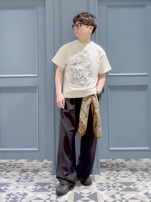 フラワー刺繍Tシャツ（Tシャツ/カットソー）｜RAGEBLUE（レイジブルー