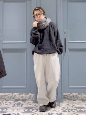 「RAGEBLUE（レイジブルー）のアソートフトフリンジマフラー（マフラー）」を使った、はいねさん（メンズ・165cm）の秋コーディネート