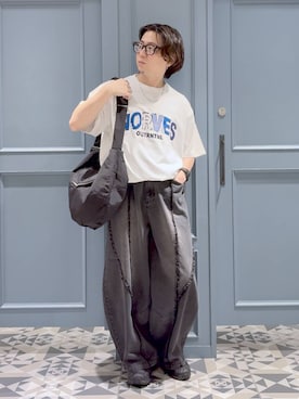 「RAGEBLUE（レイジブルー）のARCH FRINGE DENIM BARREL BUGGY PANTS/アーチフリンジデニムバレルバギーパンツ（デニムパンツ、ブラック系）」を使った、はいねさん（メンズ・165cm）の夏コーディネート