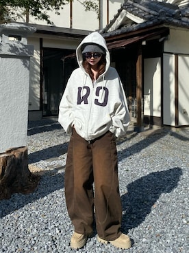 「アイテム（ニットキャップ/ビーニー）」を使った、タカハシモエさん（レディース・162cm）の秋コーディネート