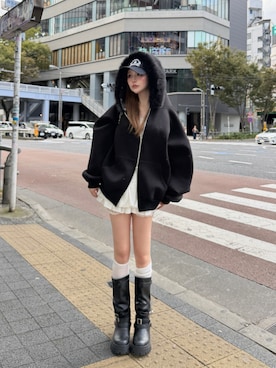 「RAY CASSIN（レイカズン）のアイテム（バッグ）」を使った、タカハシモエさん（レディース・162cm）の秋コーディネート