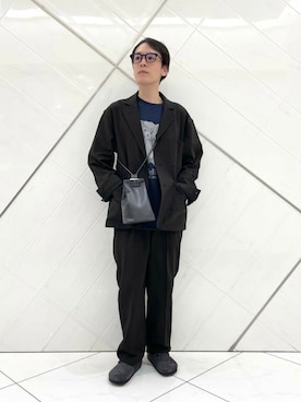 「アイテム（セットアップ、ブラウン系）」を使った、山﨑 亮太さん（メンズ・172cm）の秋コーディネート