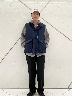 「寒い」｜「アイテム（その他アウター）」を使った、山﨑 亮太さん（メンズ・172cm）の秋コーディネート