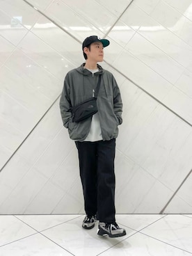「EKAL（エカル）のアイテム（ジャケット/アウター）」を使った、山﨑 亮太さん（メンズ・172cm）の春コーディネート