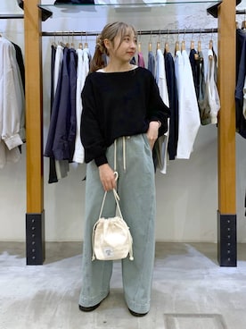 「LEPSIM（レプシィム）のイージーバギーデニム　290477（デニムパンツ）」を使った、daharalepsimさん（レディース・151cm）の春コーディネート