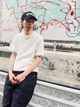 「カーゴパンツコーデ」｜「アイテム（帽子）」を使った、かんさん（メンズ・173cm）の春コーディネート