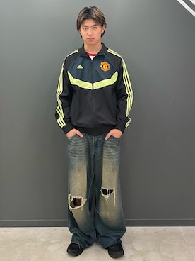 「サッカー」｜「アイテム（ジャケット/アウター）」を使った、Shunsukeさん（メンズ・180cm）の春コーディネート