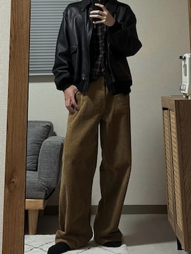 「LIDNM（リドム）のアイテム（パンツ）」を使った、凪さん（メンズ・172cm）の秋コーディネート