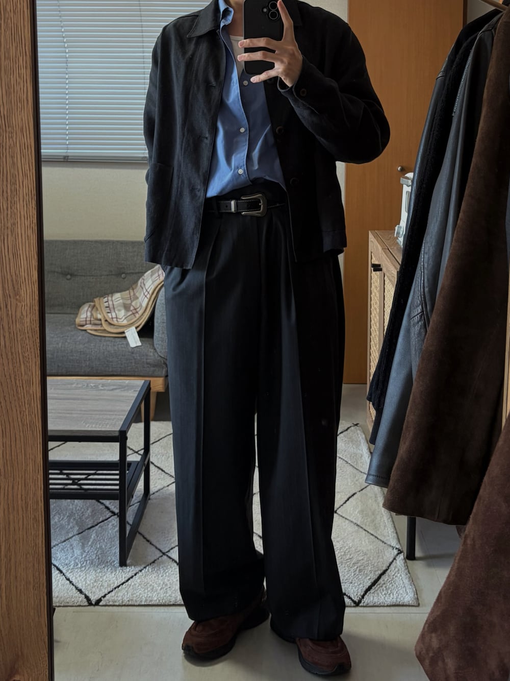 LINEN CROPPED CHORE JACKETを使った人気ファッションコーディネート