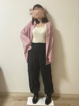 「ジーナシス」｜「アイテム（カーゴパンツ）」を使った、きょた。さん（レディース・162cm）の春コーディネート