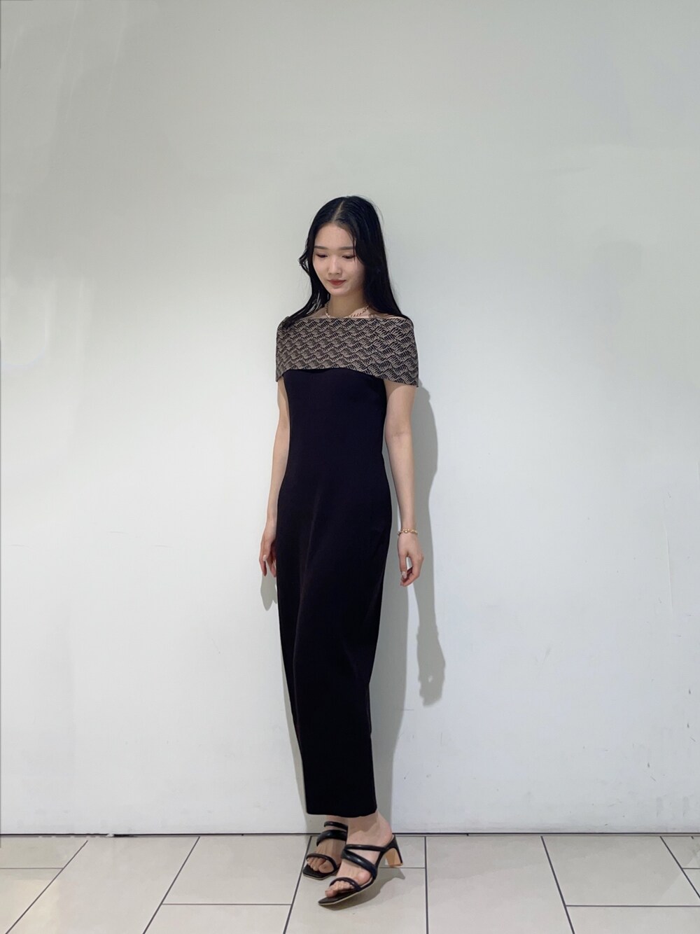 B00122 ラグナムーンLAGUNAMOON ドロストショルダーワンピース せんし 