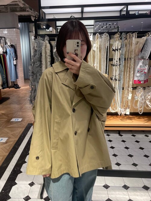 LOWRYS FARM ルミネ横浜kumadayoooさんのトレンチコートを使った 