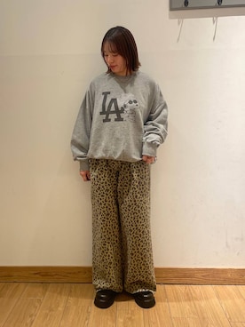 「アイテム（スウェット、シルバー系）」を使った、kumadayoooさん（レディース・158cm）の秋コーディネート