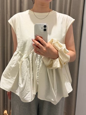 「LOWRYS FARM（ローリーズファーム）のドッキングペプラムノースリーブ　1032148（Tシャツ/カットソー、ホワイト系）」を使った、kumadayoooさん（レディース）の夏コーディネート