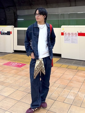 「アイテム（デニムジャケット）」を使った、yasu（GLOBALWORK）さん（メンズ・175cm）の秋コーディネート