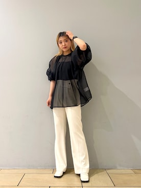 「袖ボリューム」｜「アイテム（スラックス）」を使った、makoさん（レディース・155cm）の春コーディネート