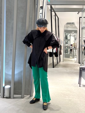 「襟付きトップス」｜「アイテム（スラックス）」を使った、makoさん（レディース・155cm）の春コーディネート