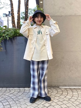 「Wrangler」｜「アイテム（スウェット）」を使った、naminoさん（レディース・154cm）の冬コーディネート