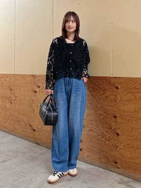 「ITEMS URBANRESEARCH（アイテムズ アーバンリサーチ）のカットワークレースブラウス（シャツ/ブラウス、ブラック系）」を使った、ERIKAさん（レディース・161cm）の秋コーディネート