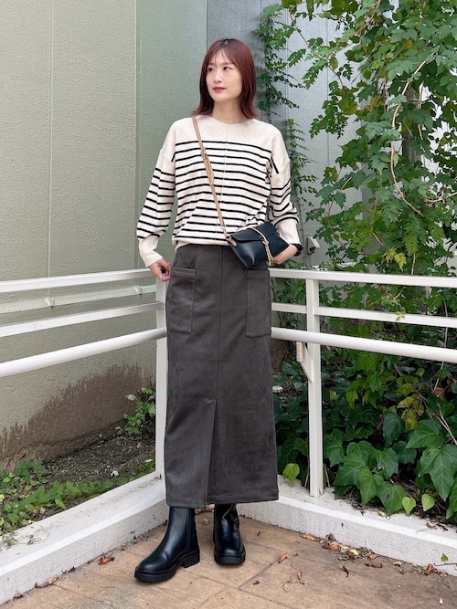 洗濯可』アウトリンキングVネックニット（ニット/セーター