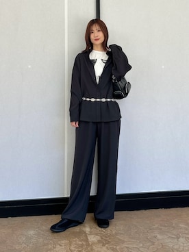 「ITEMS URBANRESEARCH（アイテムズ アーバンリサーチ）の箔プリントフォトTシャツ（Tシャツ/カットソー、ホワイト系）」を使った、ERIKAさん（レディース・161cm）の春コーディネート