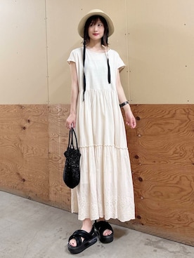 「SMELLY（スメリー）のアイテム（帽子）」を使った、ERIKAさん（レディース・161cm）の夏コーディネート